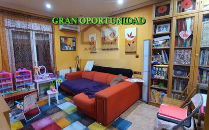 Living room of Flat for sale in Puertollano  with Air Conditioner, Heating and Terrace