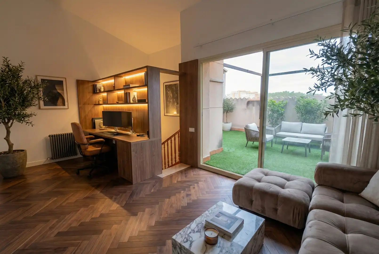 Sala de estar de Dúplex en venta en Barcelona con Calefacción, Jardín privado y Terraza