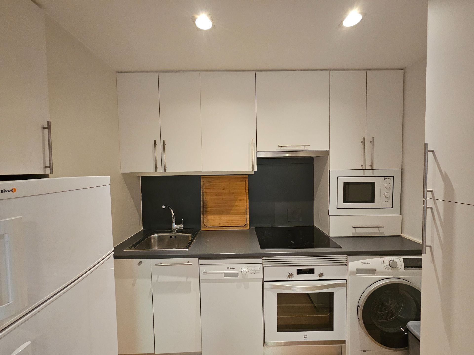 Cocina de Apartamento de alquiler en  Madrid Capital con Calefacción