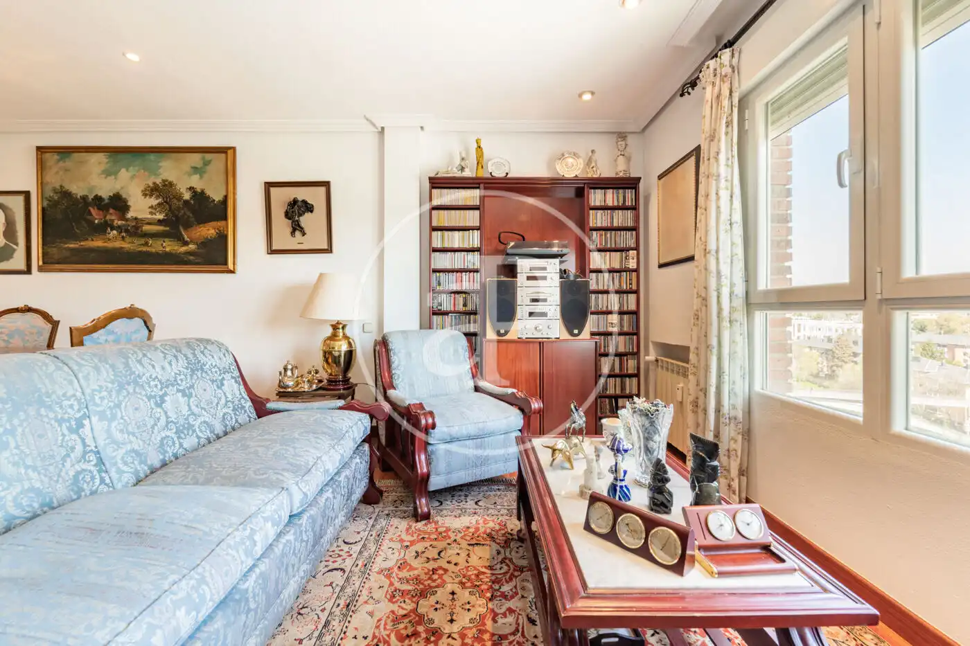 Sala d'estar de Pis en venda en Madrid amb Aire condicionat, Calefacció i Jardí privat