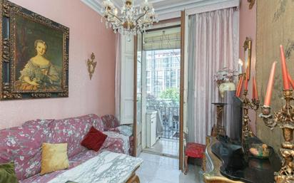 Bedroom of Flat for sale in  Barcelona Capital  with Air Conditioner and Balcony