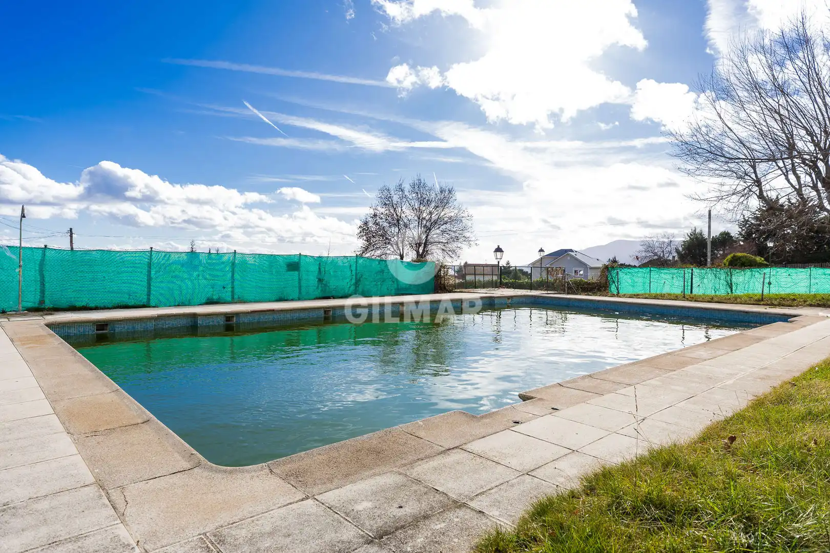 Piscina de Casa adosada en venta en Cercedilla con Calefacción, Jardín privado y Piscina