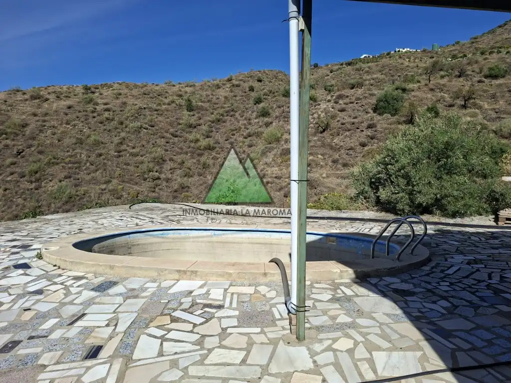Piscina de Casa o xalet en venda en Vélez-Málaga