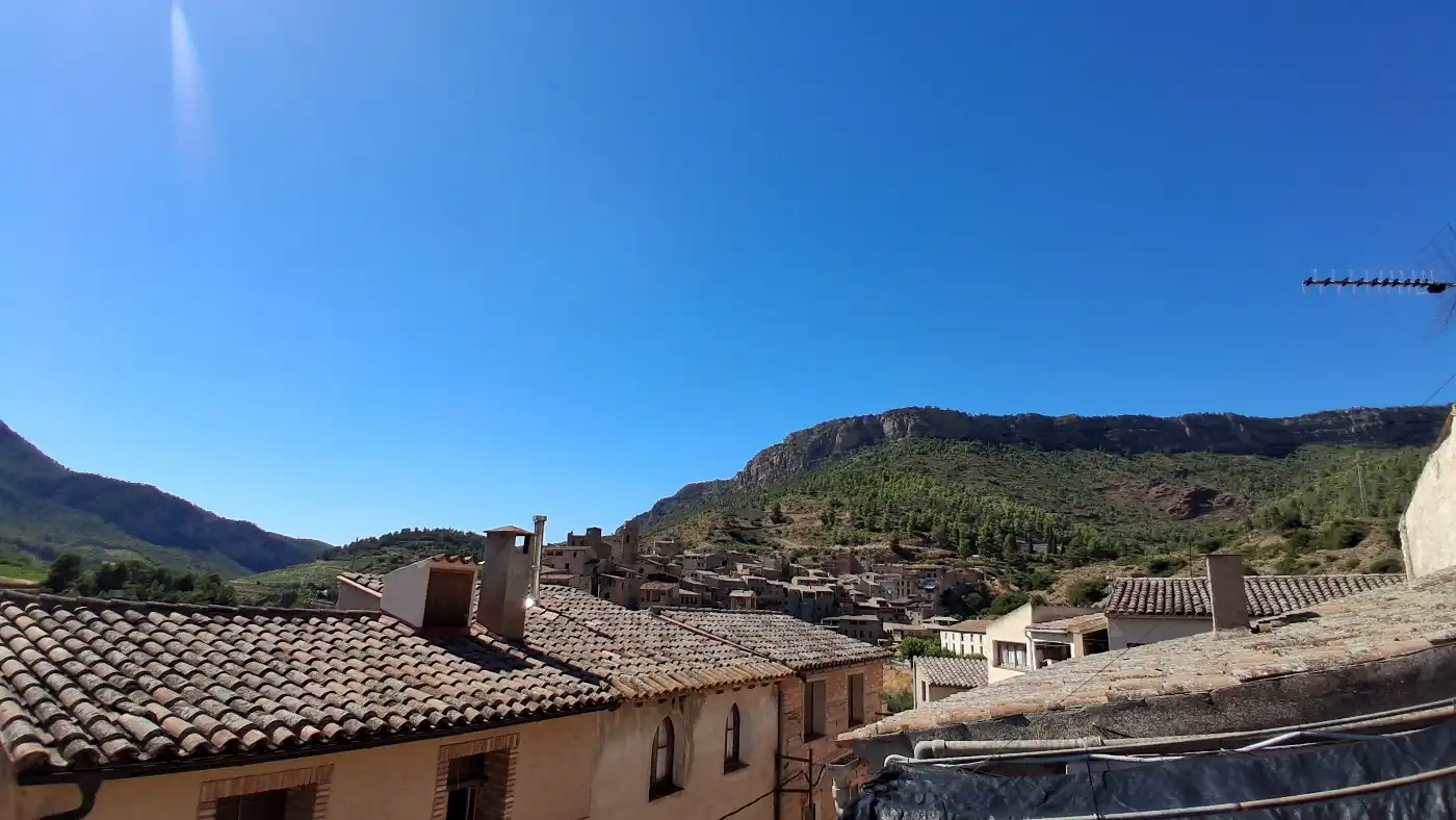 Vista exterior de Casa adosada en venda en La Vilella Baixa amb Aire condicionat, Calefacció i Terrassa
