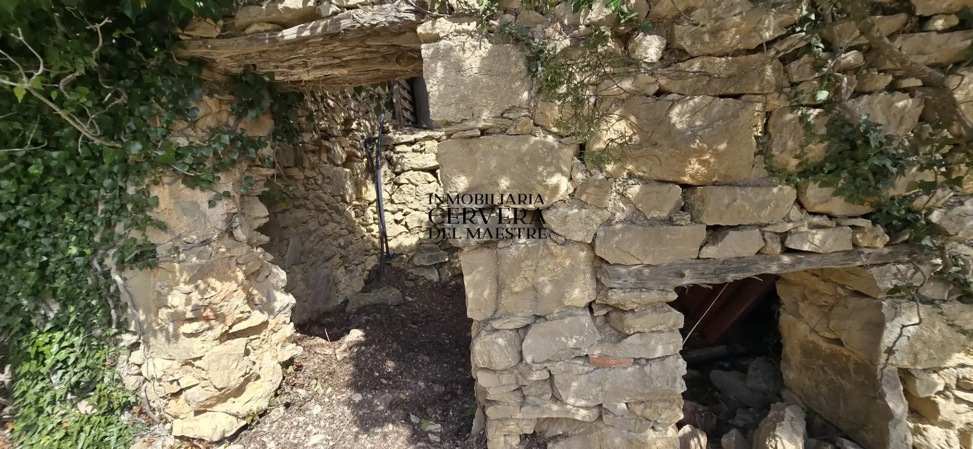 Finca rústica en venda en Sierra Engarcerán