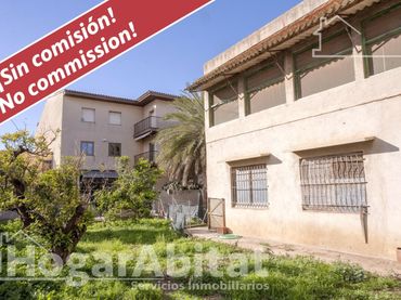 Maison avec balcon à vendre à Calle Mare de Déu del Pilar