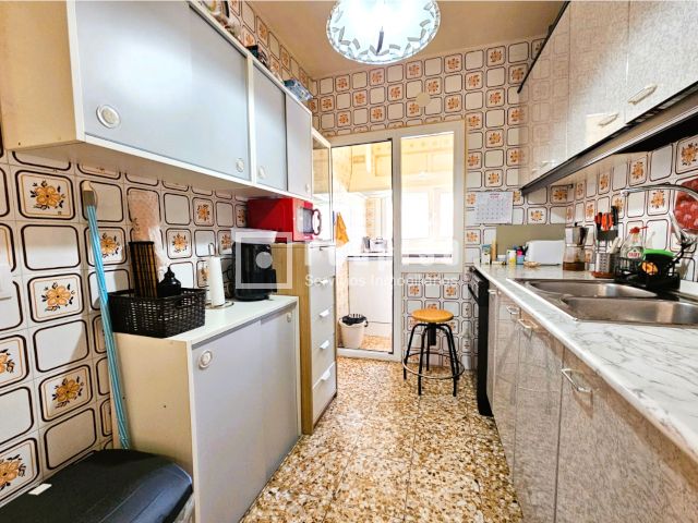 Kitchen of Flat for sale in Parla  with Air Conditioner, Heating and Terrace