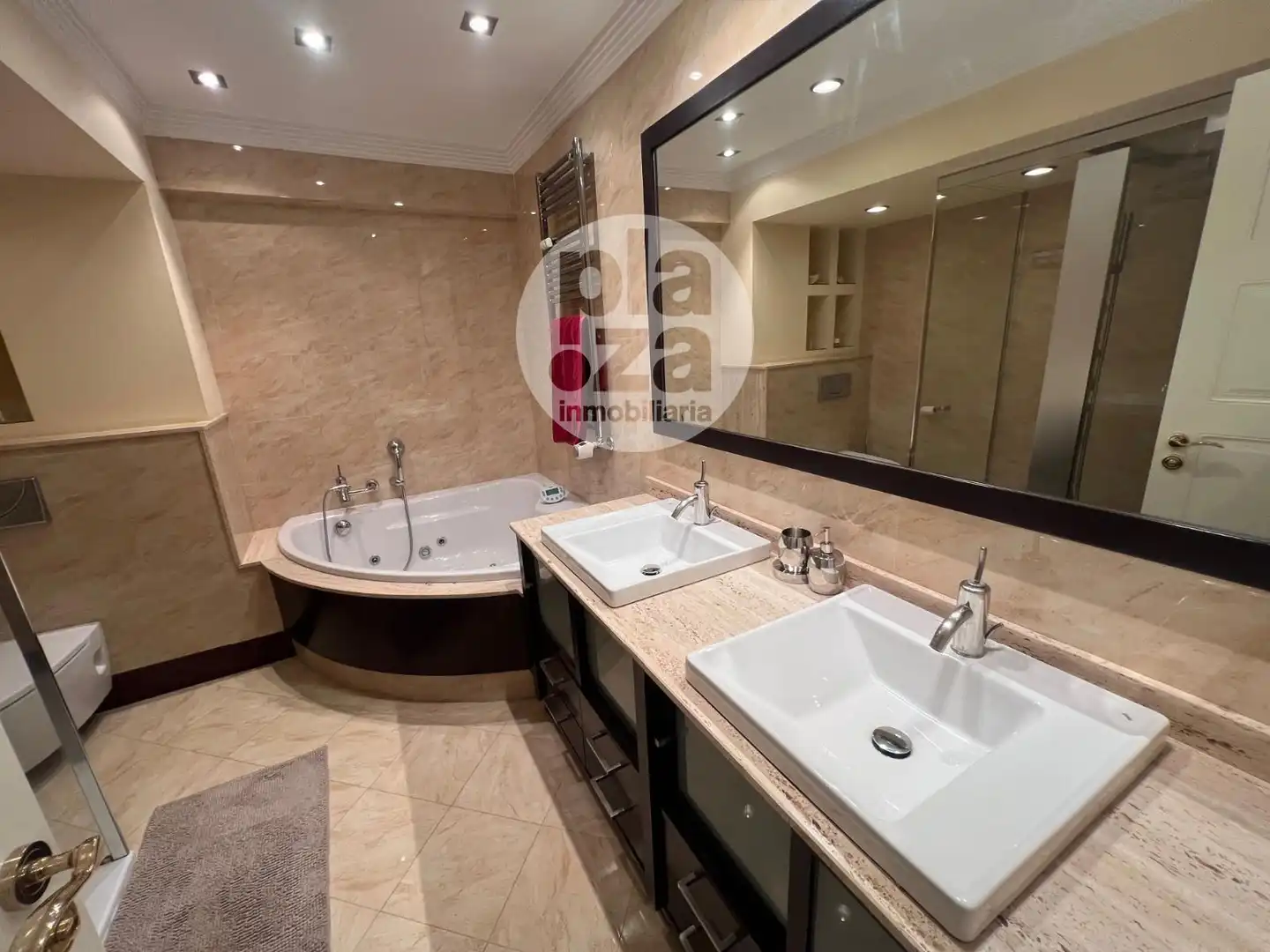 Bathroom of Flat for sale in Burgos  with Heating and Terrace