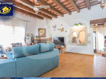 Casa amb jardí en venda a Airesol