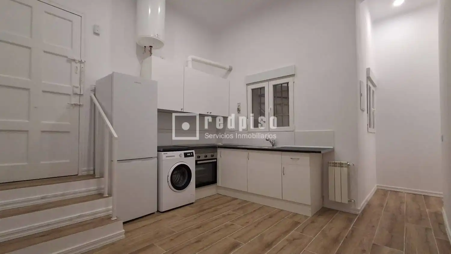 Flat with lift to rent in de Santa María de la Cabeza