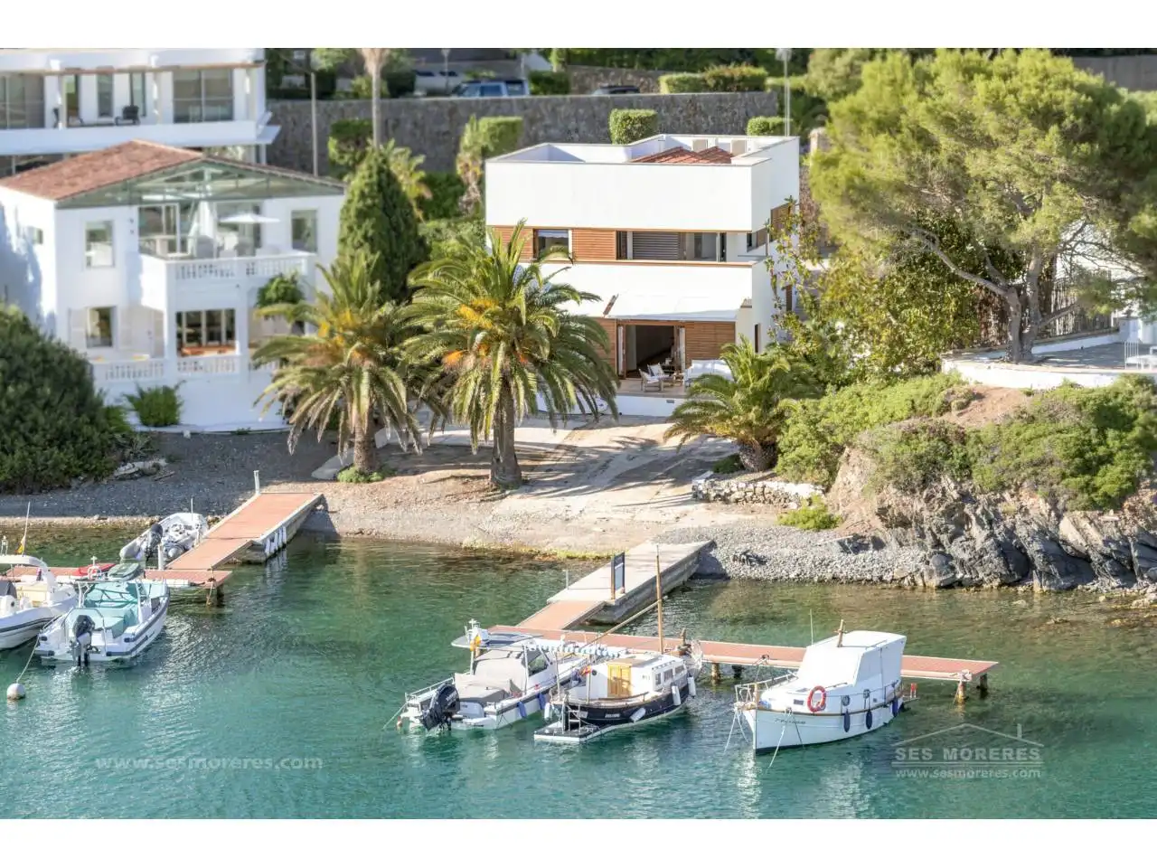 Vista exterior de Casa o xalet en venda en Maó - Mahón amb Aire condicionat, Jardí privat i Terrassa