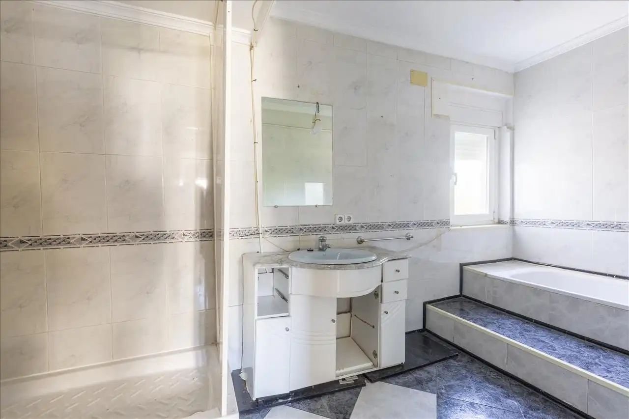 Bathroom of Flat for sale in Móstoles  with Terrace