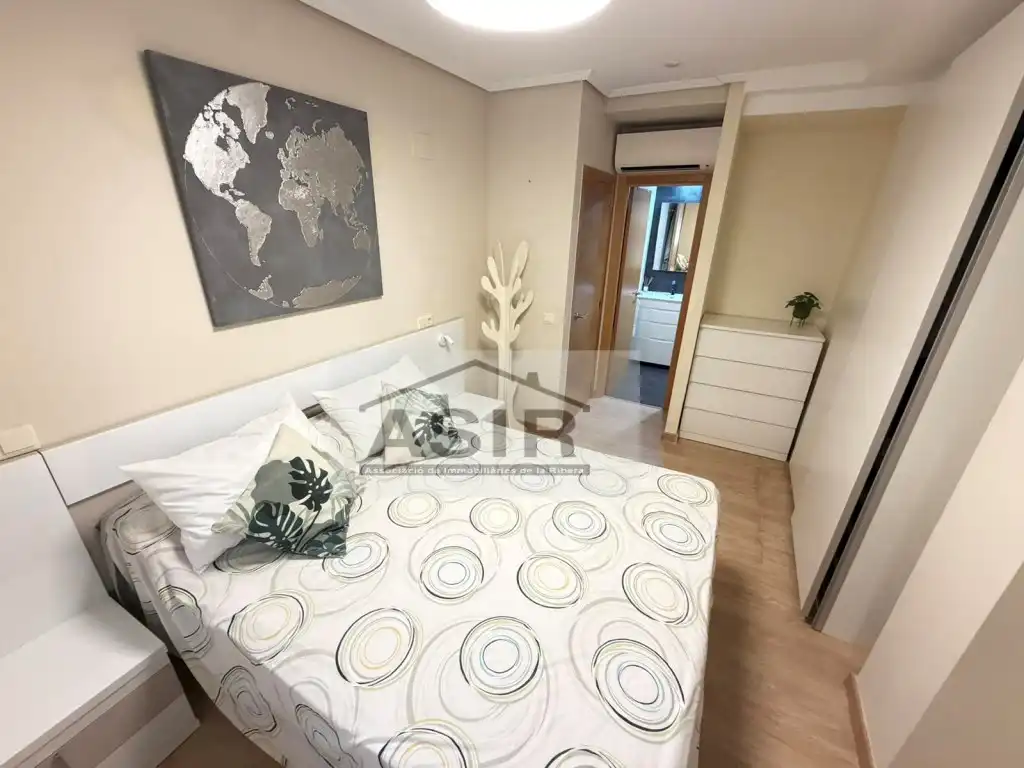 Habitación de Piso en venta en Alzira con Terraza