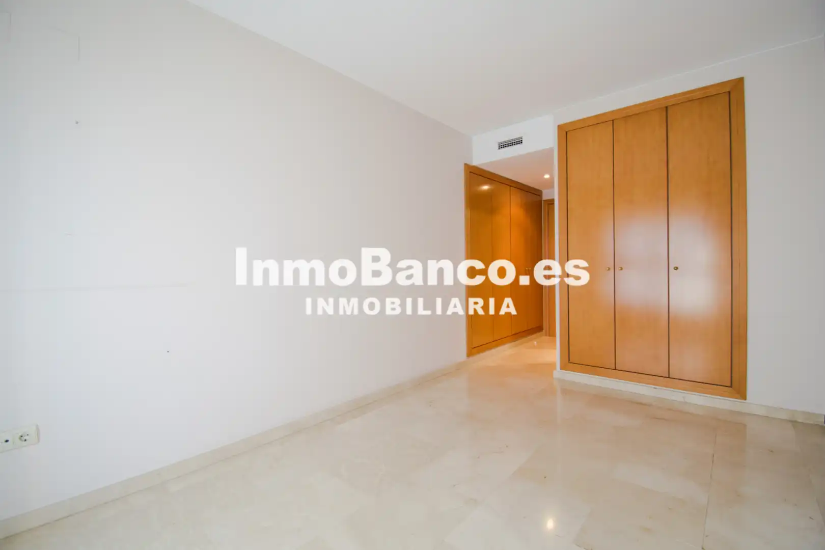 Piso de alquiler en Valencia con Aire acondicionado, Calefacción y Terraza