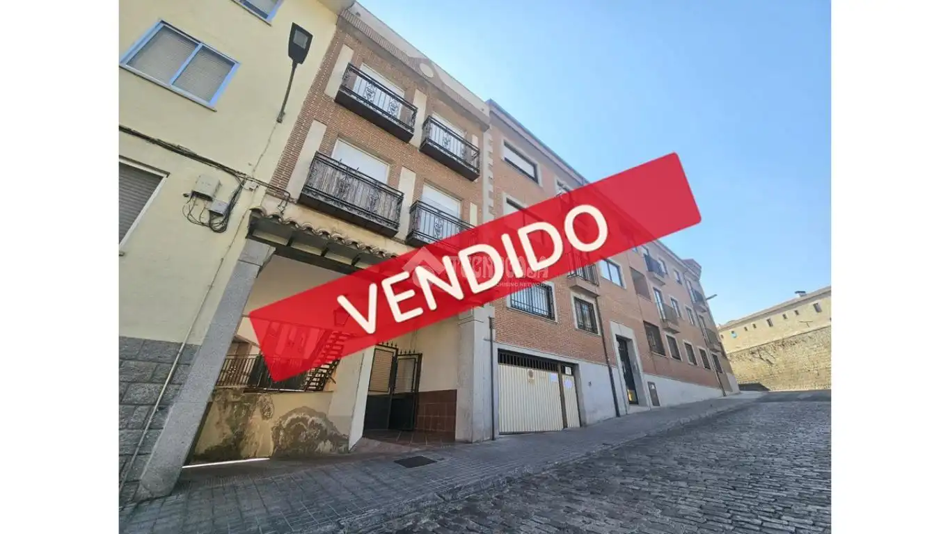 Vista exterior de Pis en venda en Ávila amb Calefacció i Terrassa