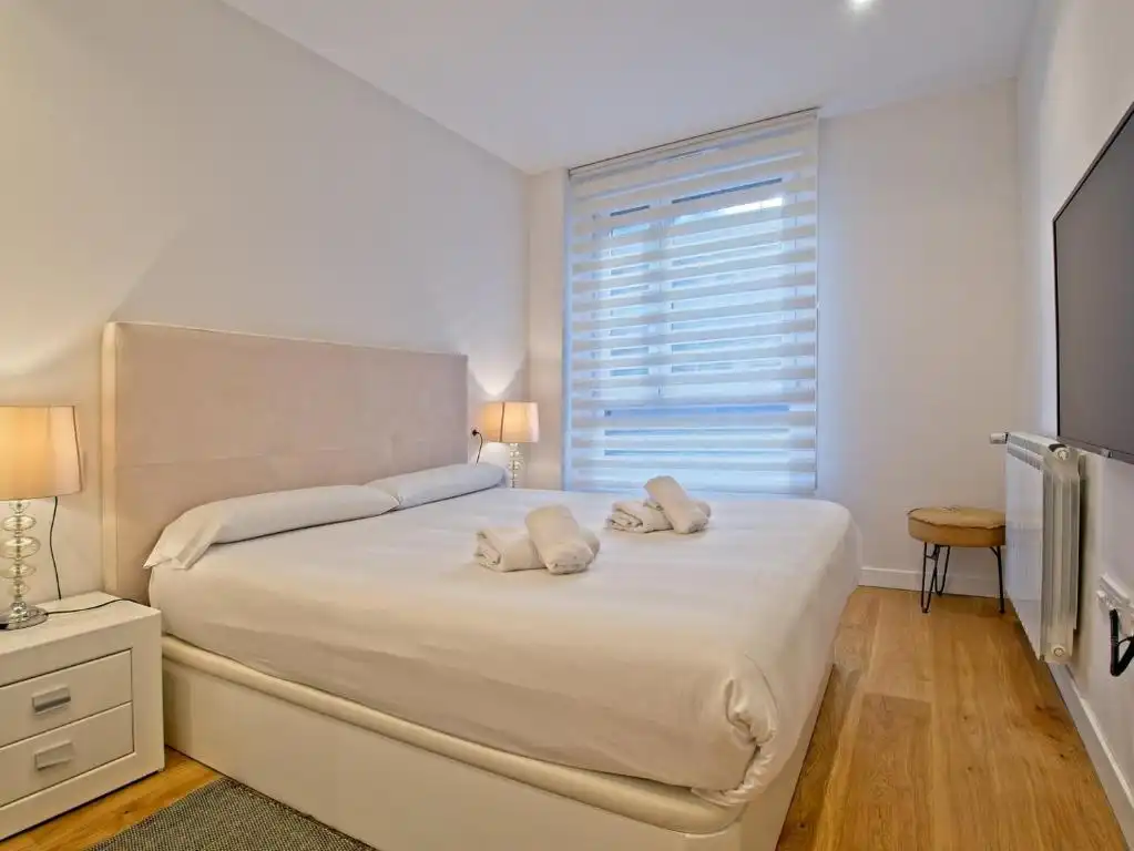 Appartamento con piscina in affitto a Centro, imagen 3