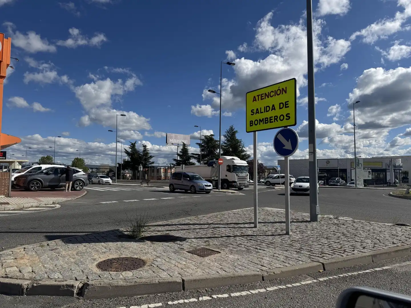 Aparcament de Nau industrial en venda en Murcia