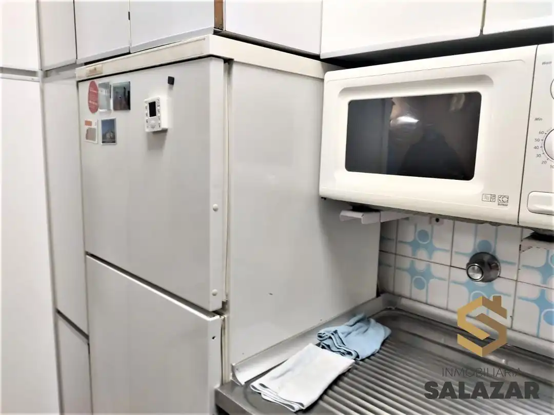 Cuina de Pis de lloguer en Bilbao  amb Calefacció, Terrassa i Balcó