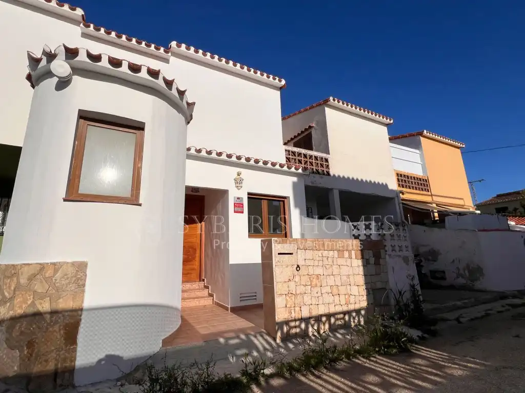 Exterior view of Detached homes for sale in Dénia