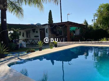 Xalet amb piscina en venda a TIXE