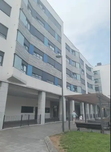 Vista exterior de Pis en venda en Gijón  amb Calefacció, Parquet i Traster