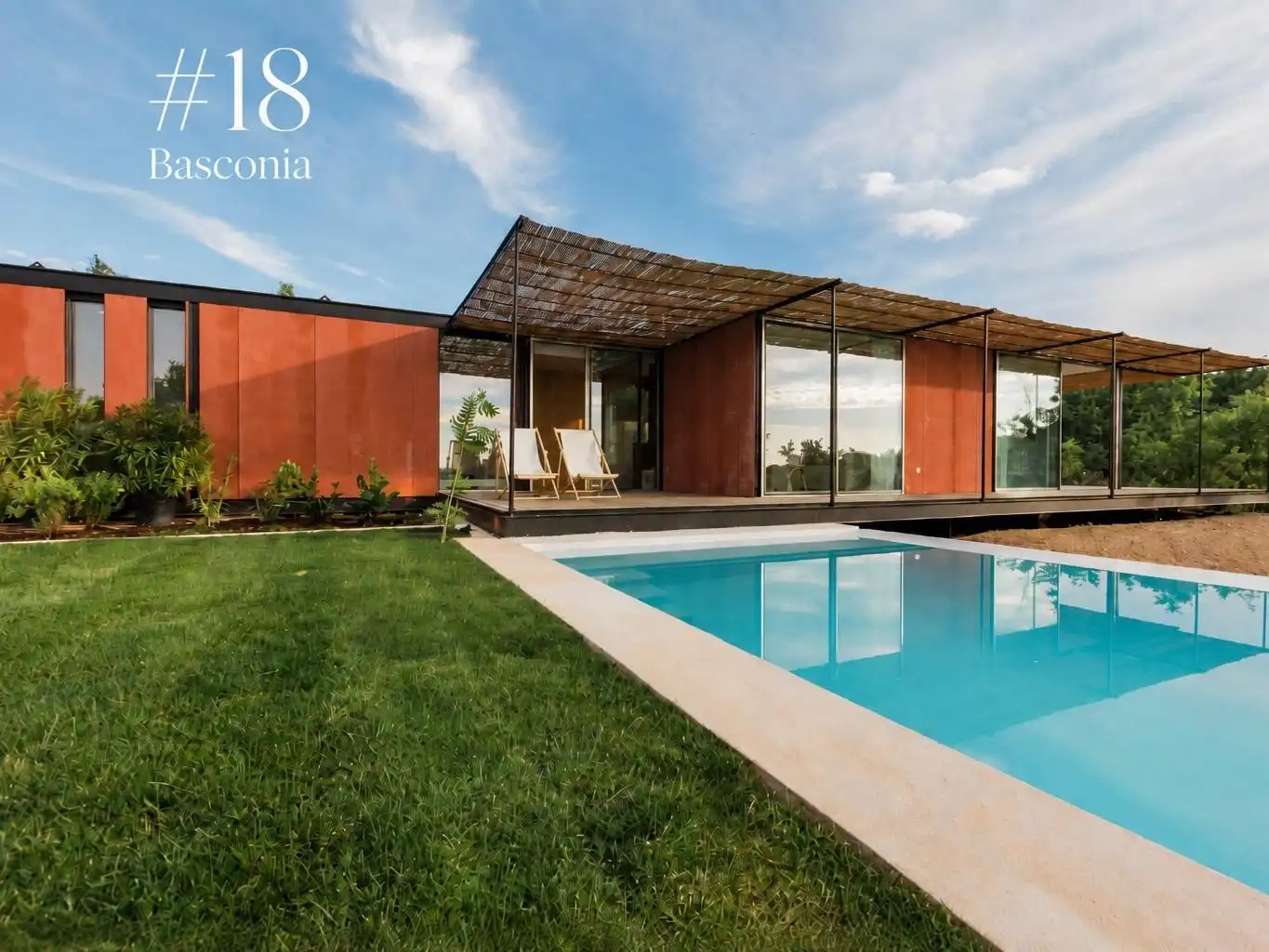 Casa con terraza en venta en Carrer Carrer Bascònia
