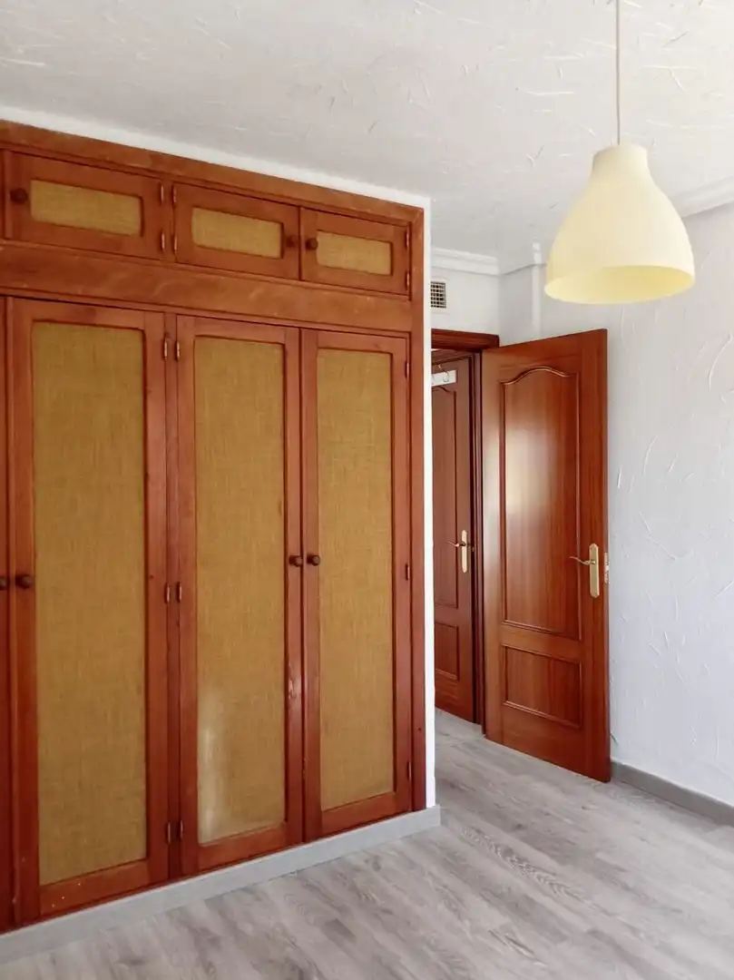 Habitación de Piso en venta en Castilleja de la Cuesta con Aire acondicionado, Calefacción y Parquet