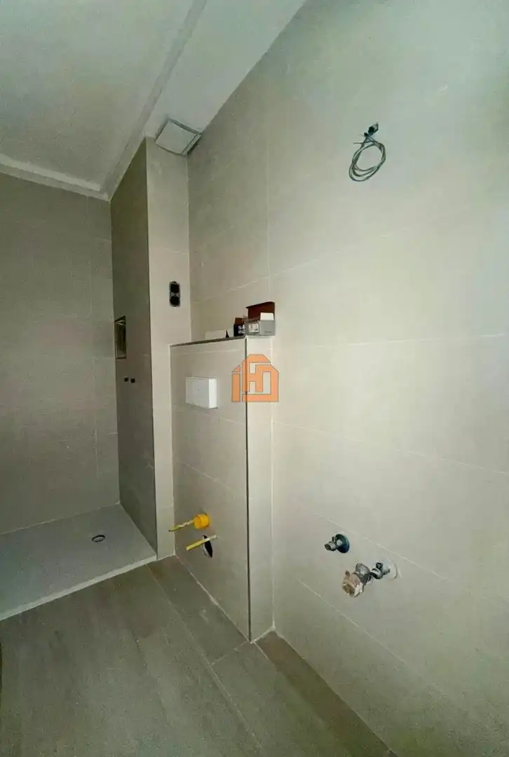 Piso con ascensor en venta en Calle Gómez Salazar, imagen 5