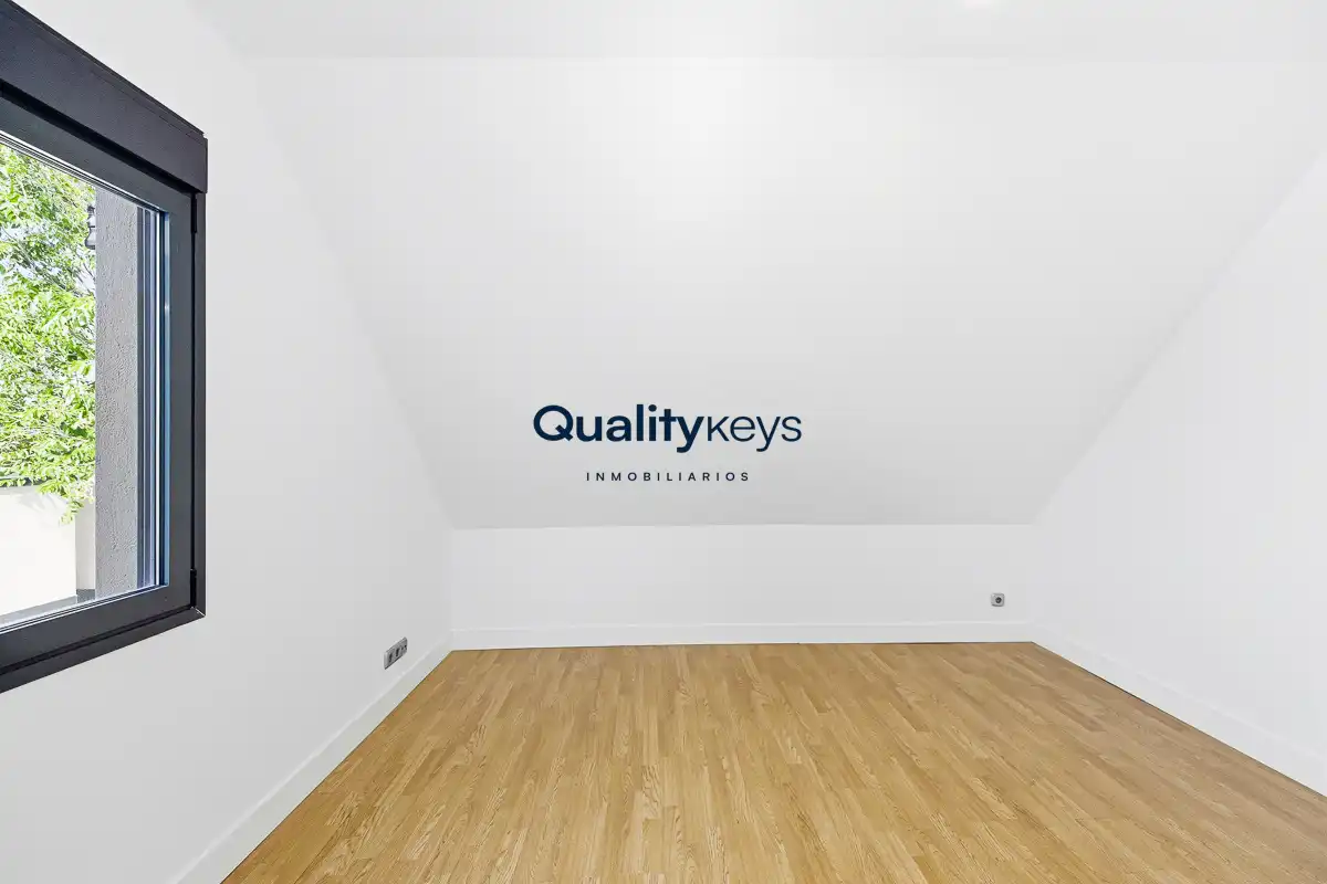 Casa o chalet en venta en Madrid con Aire acondicionado, Calefacción y Jardín privado
