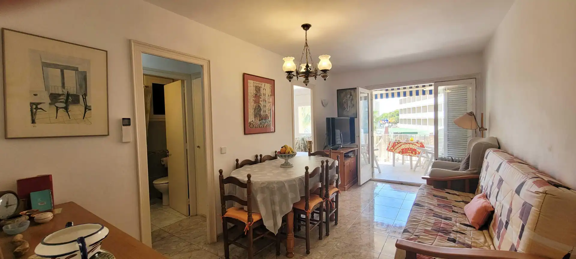 Comedor de Piso en venta en L'Estartit con Terraza y Piscina comunitaria