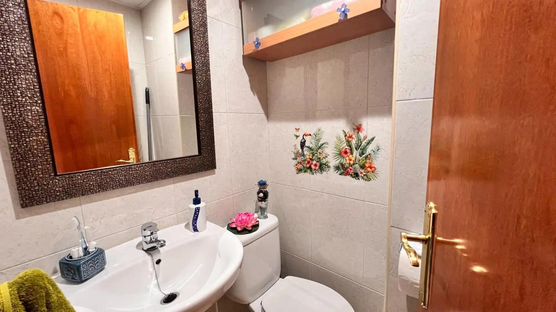 Baño de Casa adosada en venta en Cambrils con Aire acondicionado, Calefacción y Jardín privado