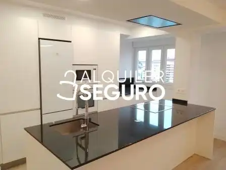 Cuina de Pis de lloguer en Vitoria - Gasteiz amb Calefacció i Traster