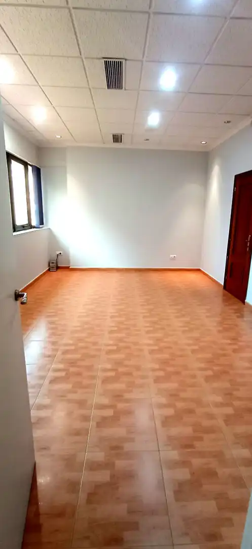 Office for sale in Vigo   with Air Conditioner and Terrace