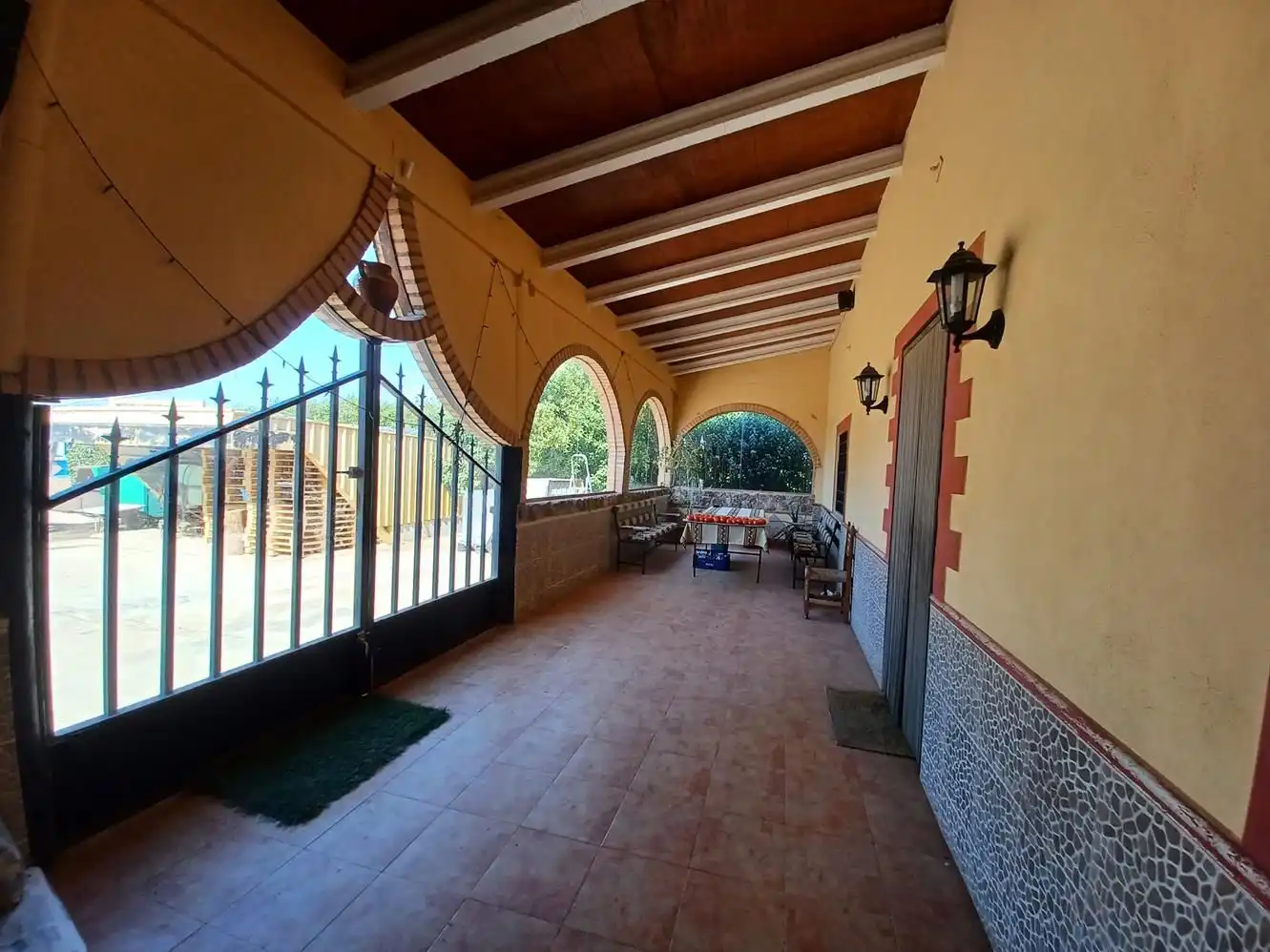 Chalet con piscina en venta en La Roda, imagen 3