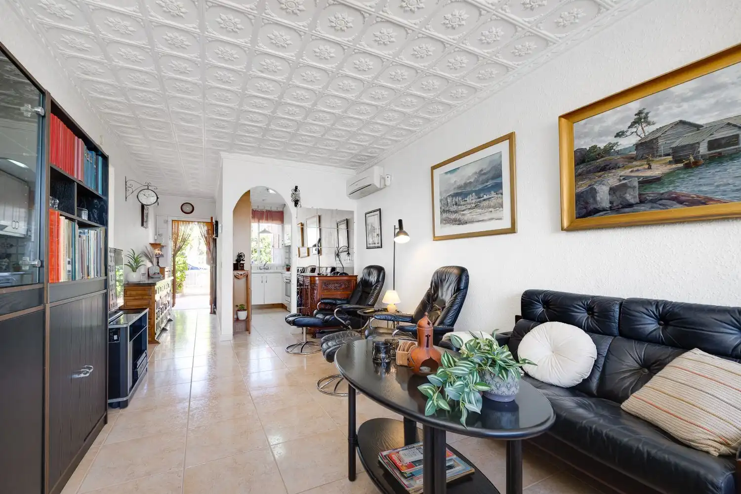 Sala de estar de Casa adosada en venta en Torrevieja con Aire acondicionado, Calefacción y Jardín privado
