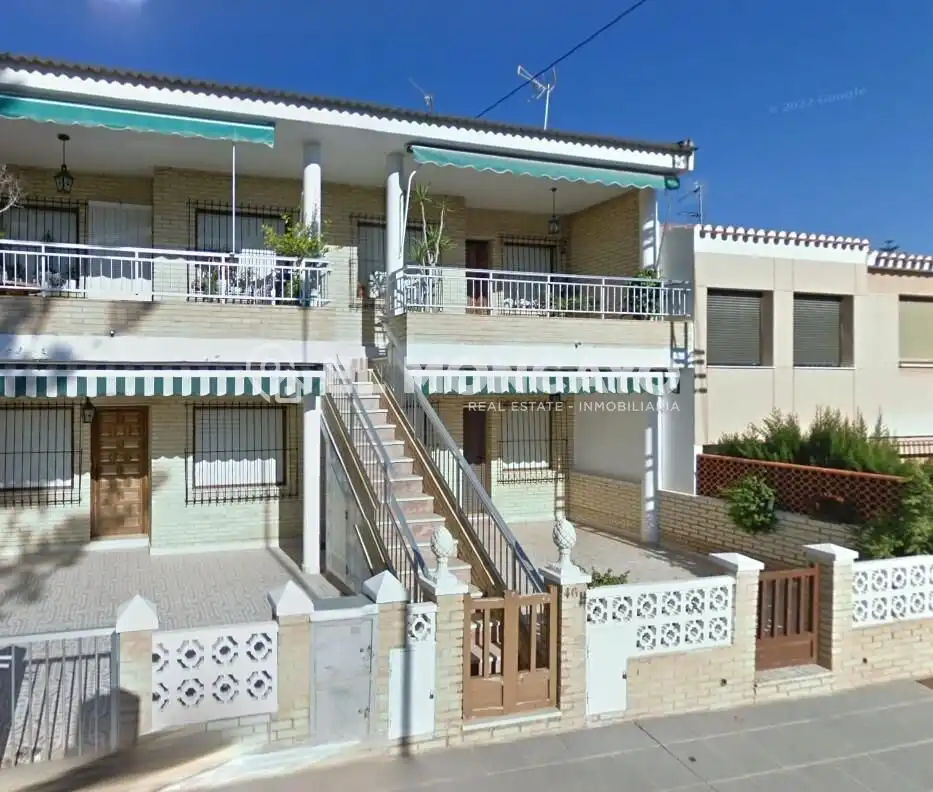 Houses for sale in Calle NAVEGANTE, Torre de la Horadada