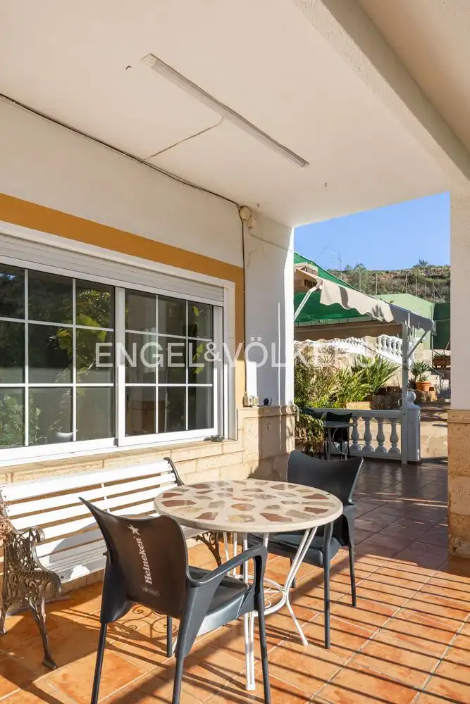 Vista exterior de Casa o chalet en venta en Pedralba con Calefacción, Jardín privado y Terraza
