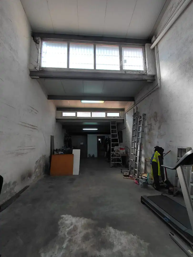 Nave industrial en venta en Badalona