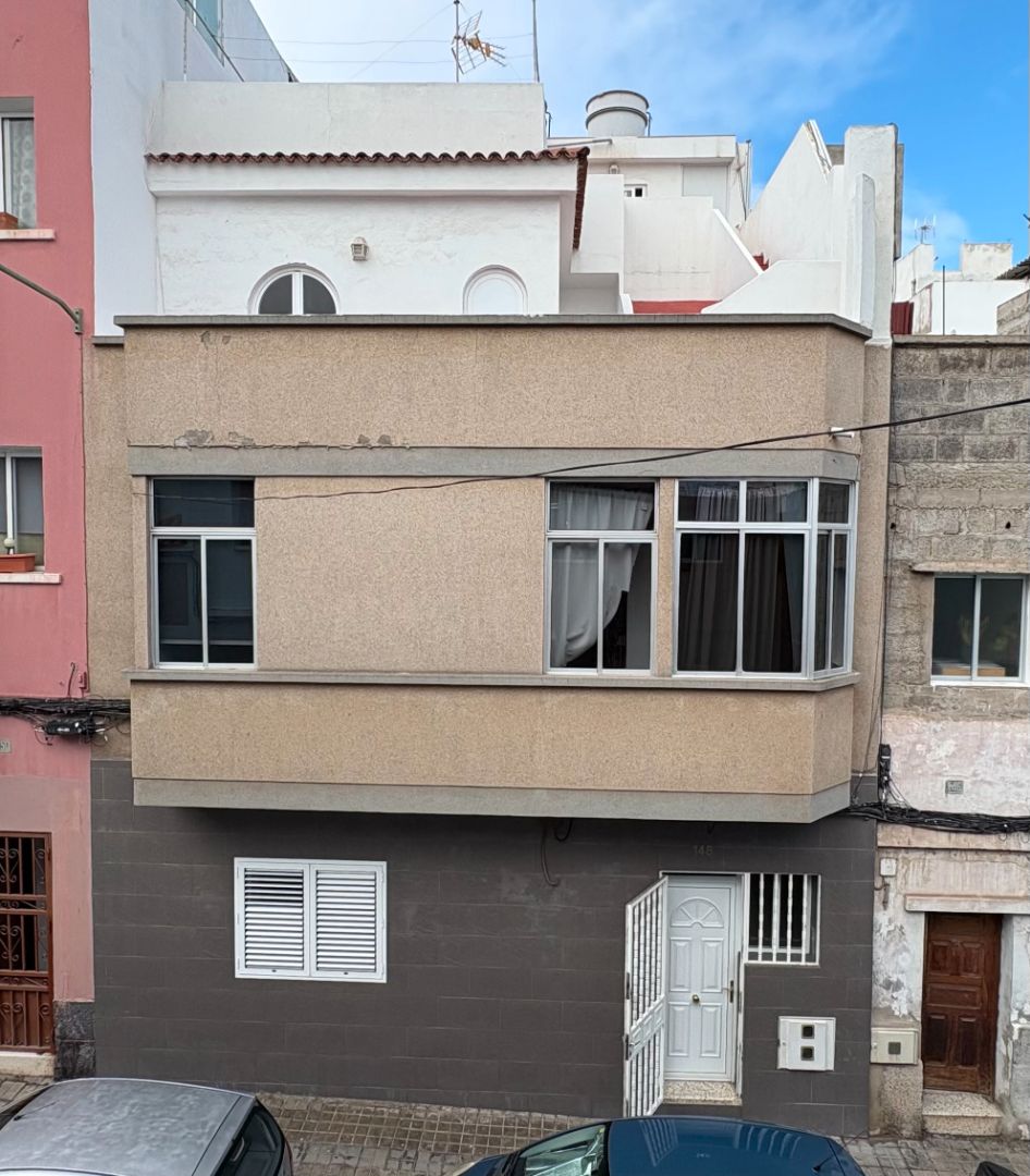 Exterior view of Single-family semi-detached for sale in Las Palmas de Gran Canaria  with Terrace, Furnished and Oven