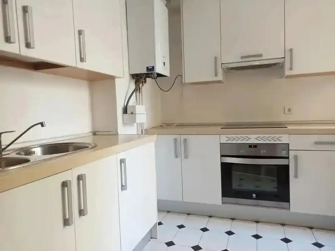 Kitchen of Flat for sale in Madrid  with Air Conditioner, Heating and Parquet flooring