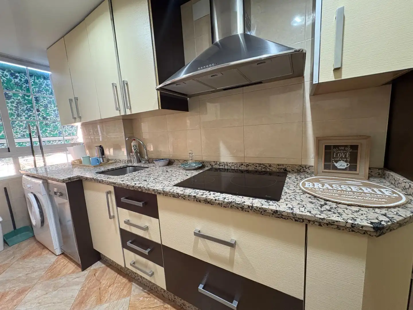 Kitchen of Flat for rent in Granada  with Heating, Terrace and Furnished