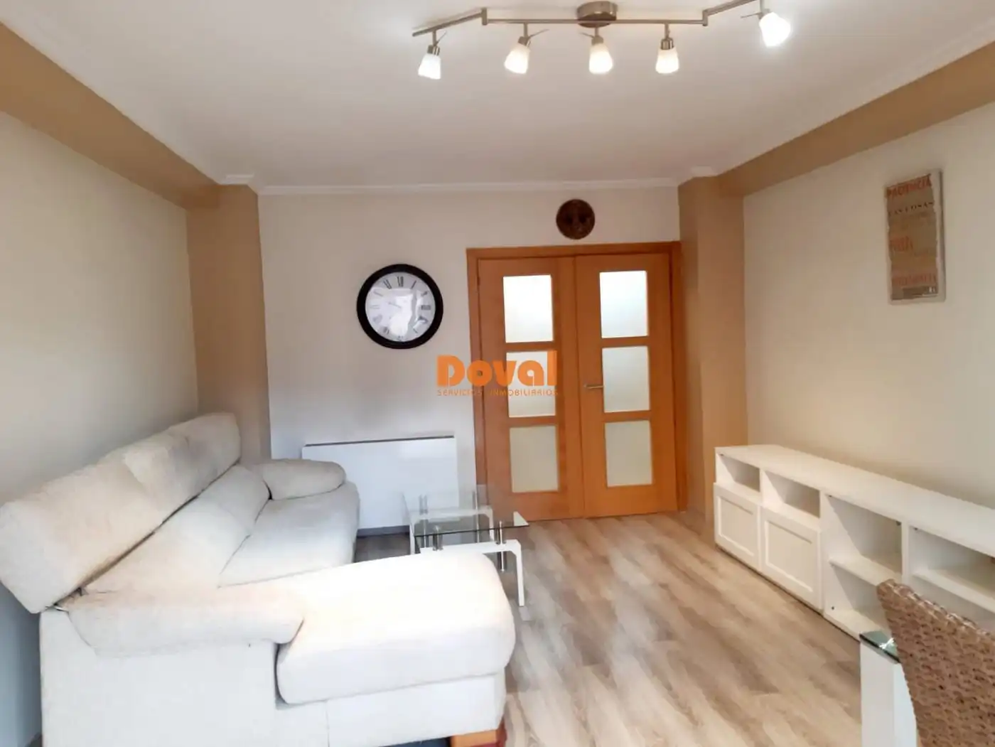Sala de estar de Piso de alquiler en Vigo  con Calefacción, Amueblado y Balcón