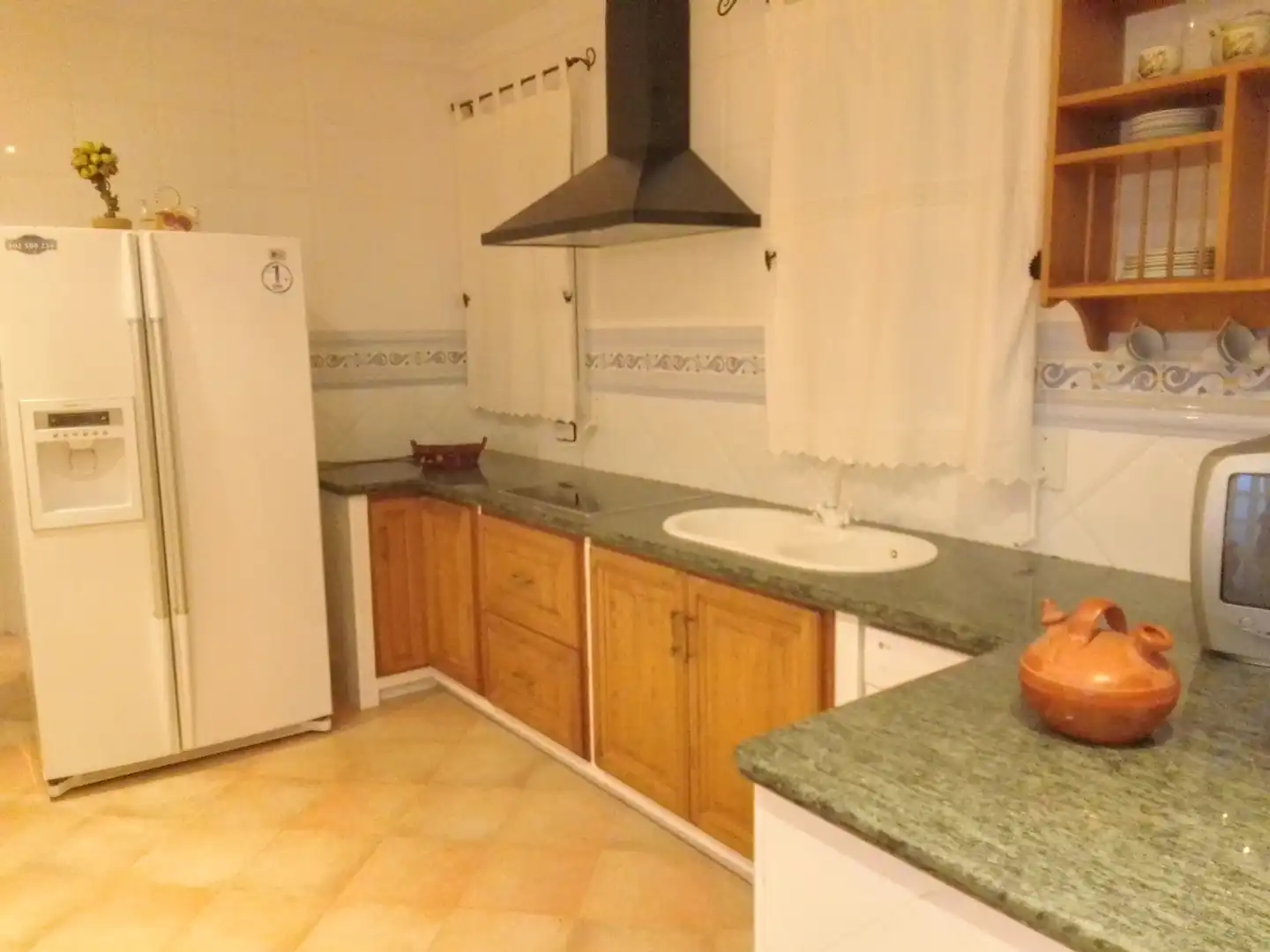 Cocina de Casa o chalet en venta en Prado del Rey con Jardín privado, Terraza y Amueblado