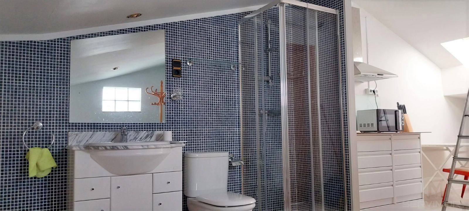 Bathroom of Flat to rent in Vic  with Furnished