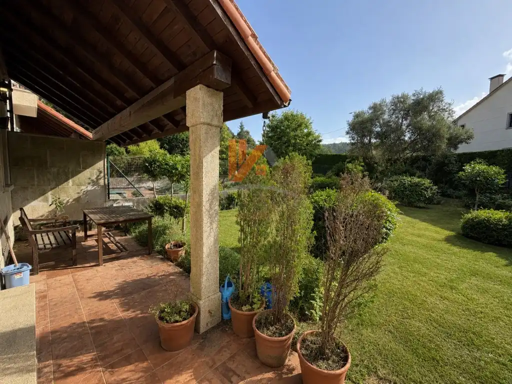 Garden of Detached homes for sale in Santiago de Compostela   with Heating, Private garden and Terrace