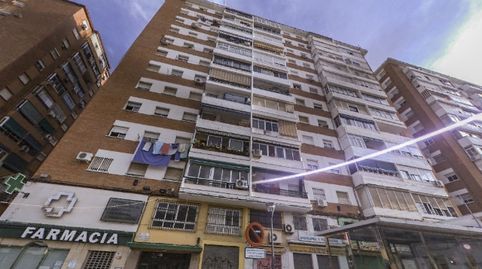 Foto 2 de Piso en venta en Parque Victoria Eugenia, Málaga Capital