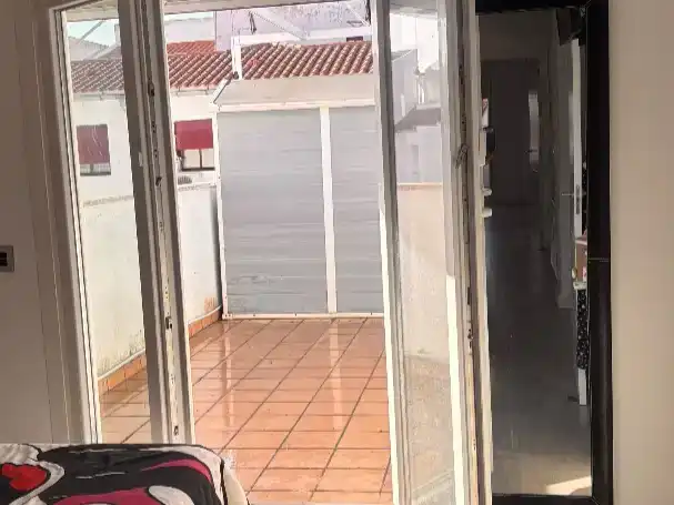 Maisonette zum Verkauf in Badajoz mit Klimaanlage, Parkett und Abstellraum