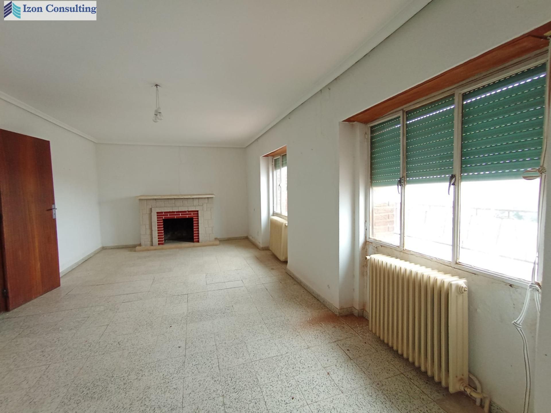 Living room of Flat for sale in Villalgordo del Júcar  with Air Conditioner and Terrace