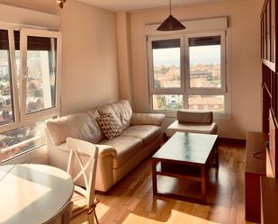 Sala d'estar de Pis de lloguer en Castrillón amb Parquet, Moblat i Forn