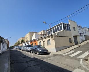 Exterior view of Single-family semi-detached for sale in Cáceres Capital